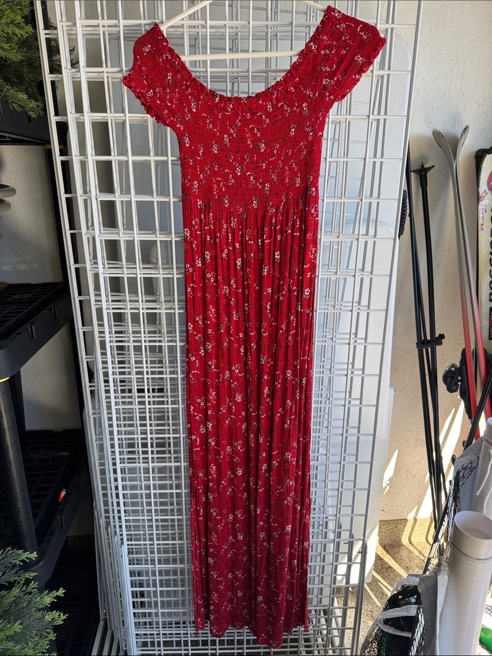 Aeropostale Red Floral Off-Shoulder Maxi Dress